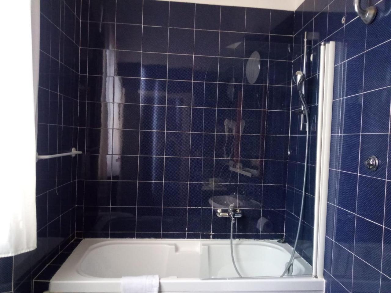 Hhb Hotel Флоренция Екстериор снимка